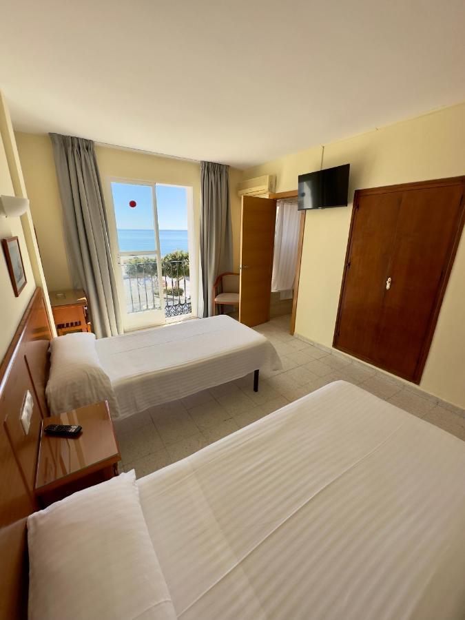 Hotel Cabello Torremolinos Dış mekan fotoğraf