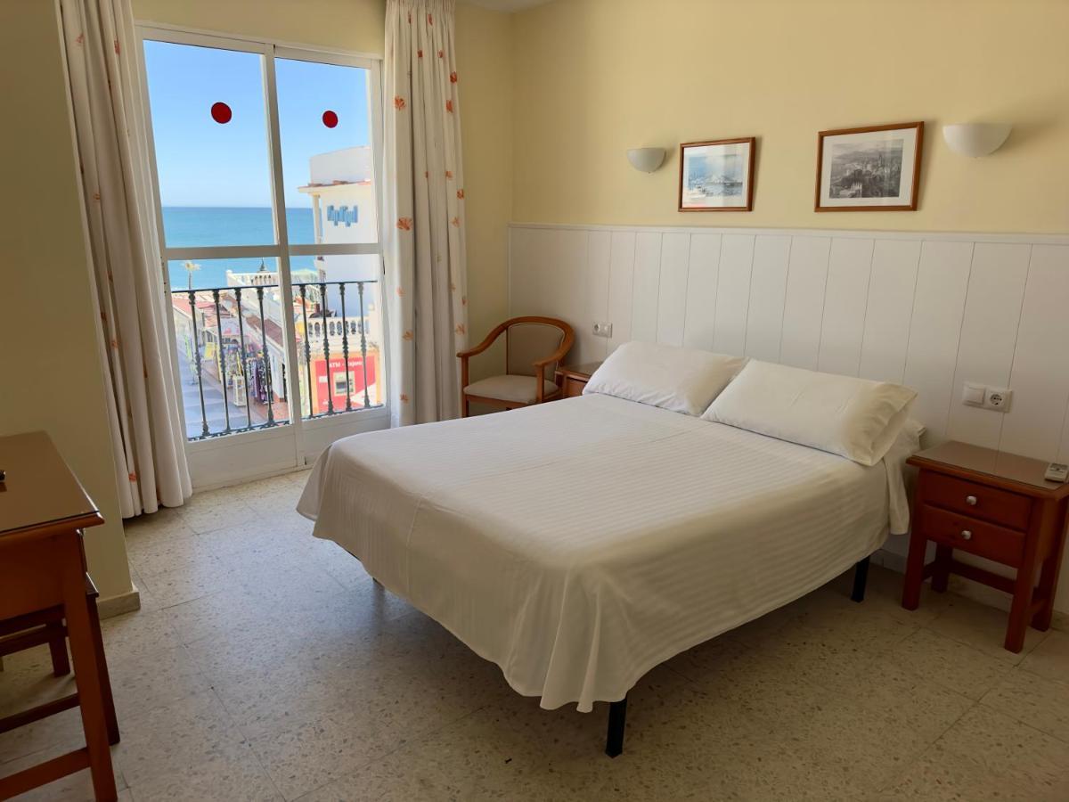 Hotel Cabello Torremolinos Dış mekan fotoğraf