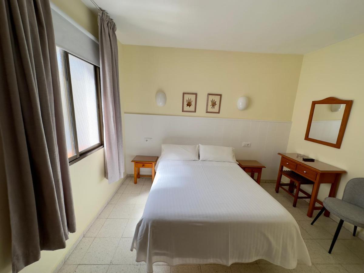 Hotel Cabello Torremolinos Dış mekan fotoğraf