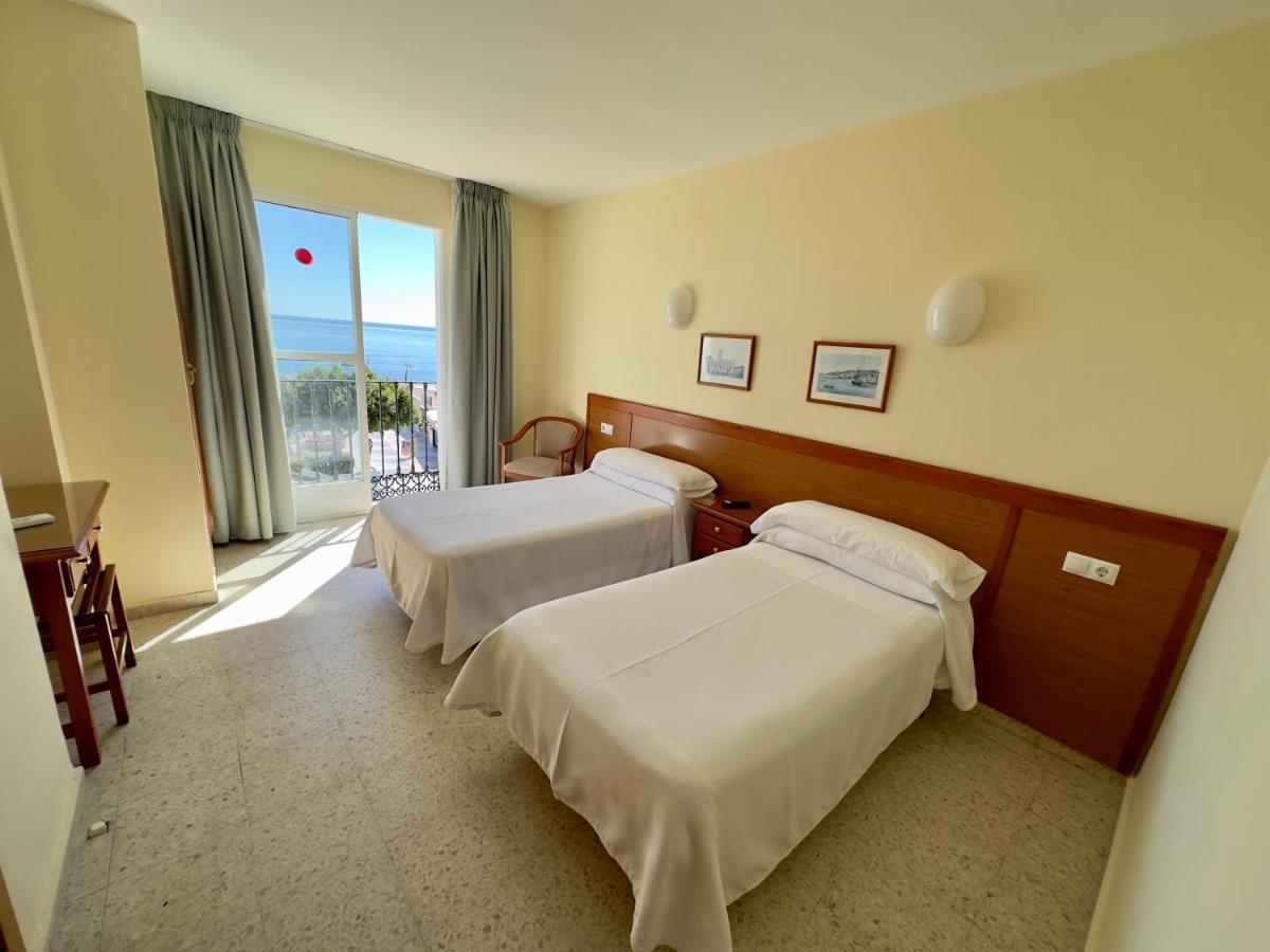 Hotel Cabello Torremolinos Dış mekan fotoğraf