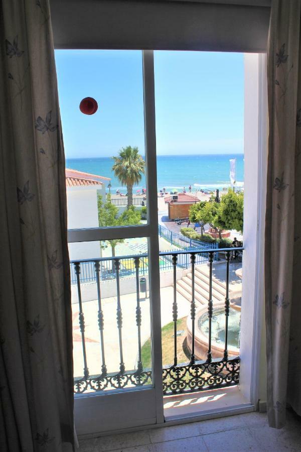 Hotel Cabello Torremolinos Dış mekan fotoğraf