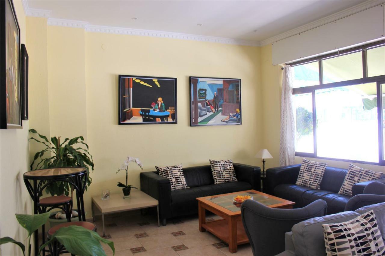 Hotel Cabello Torremolinos Dış mekan fotoğraf